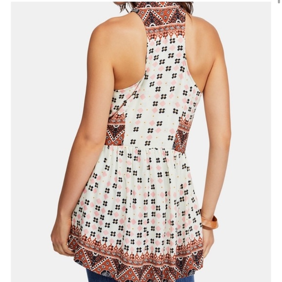 ❤️… Free People Charlotte Sleeveless Top - Picture 3 of 7